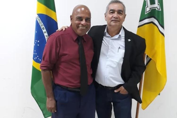 Município de Volta Grande (MG) faz homenagem a César Bernardo reconhecendo sua relevante contribuição literária