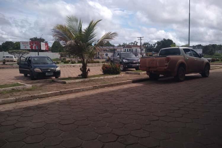 Após suspensão de linhas, trajeto Macapá – Jari é feito exclusivamente por veículos piratas