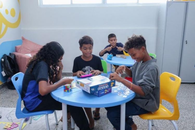 Governo do Amapá entrega primeira sala de acolhimento do programa "Crescendo Juntos" no Sul do estado