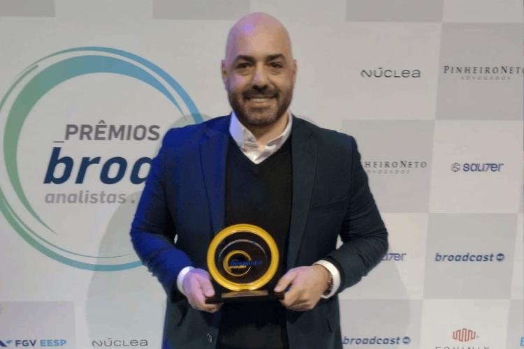 Sicredi fica entre os melhores em projeções econômicas no Prêmio Broadcast 2024