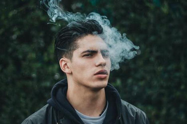Anvisa recomenda que proibição da venda, importação e propaganda de cigarros eletrônicos seja mantida no país