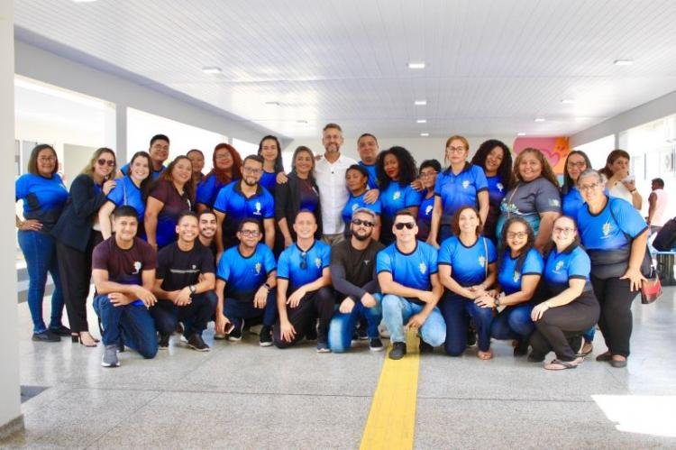 Governador entrega escola Nazaré Rodrigues reconstruída em Laranjal do Jari: 