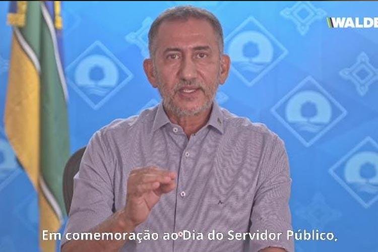 Waldez anuncia pagamento integral do salário aos servidores estaduais e data para o 13º