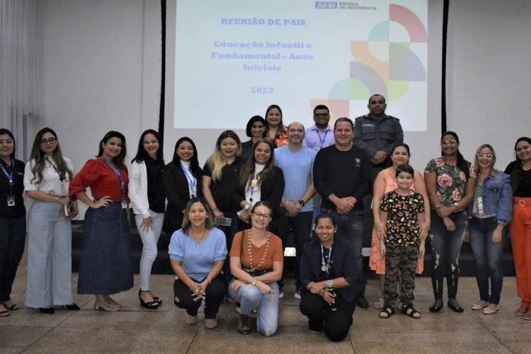 Segurança é tema de reunião de pais de alunos da Escola SESI
