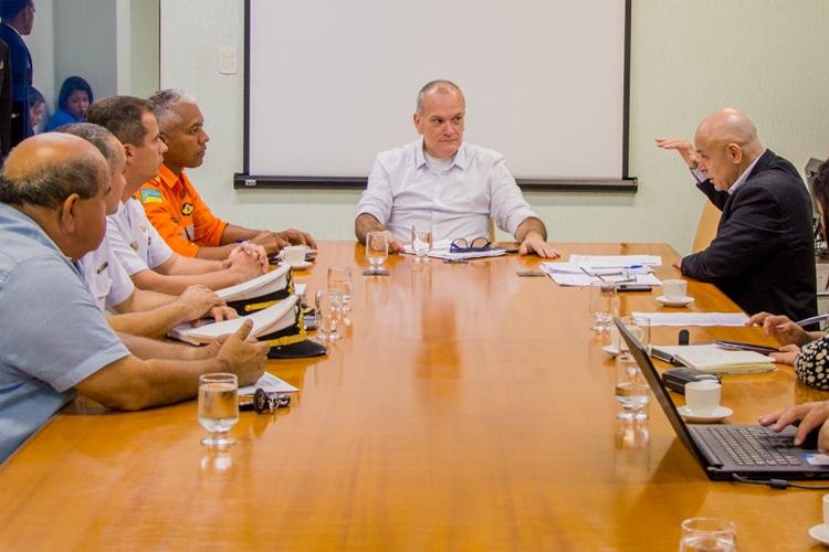 Naufrágio: Governo do Amapá mantém buscas de vítimas como prioridade