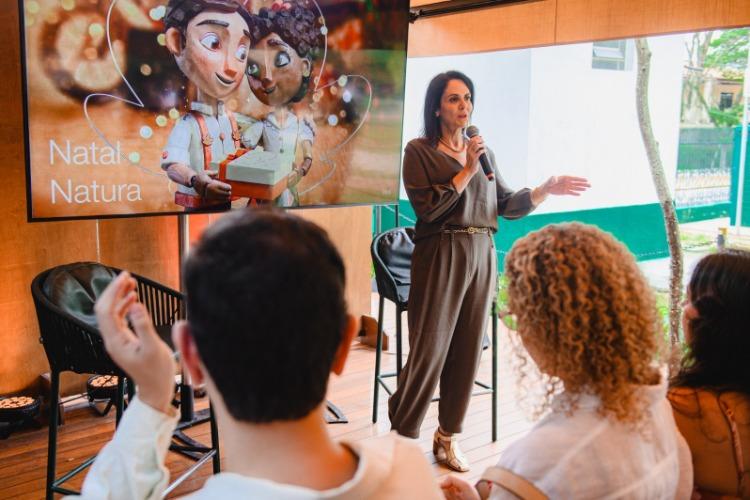 PIX não substitui afeto: estudo revela que brasileiros valorizam presentes cheios de significado