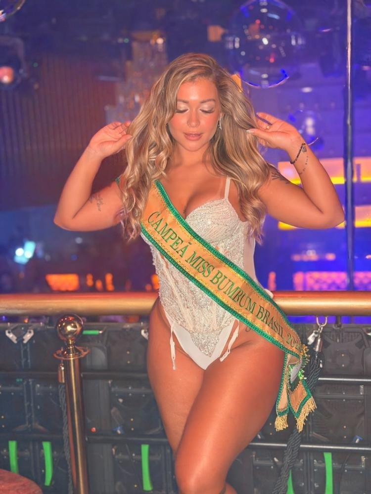 Eleita "beleza sem filtros" pela Playboy, influenciadora do Rio vence o Miss Bumbum Brasil 2026