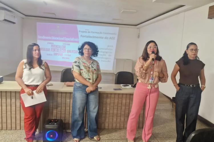 Governo do Amapá capacita educadores para fortalecer a inclusão escolar na rede estadual de ensino