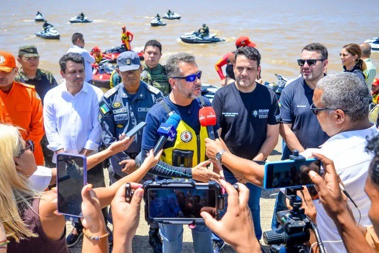Governador Clécio reforça segurança pública com 21 novas motos aquáticas: ‘Governo do Amapá à frente do crime’