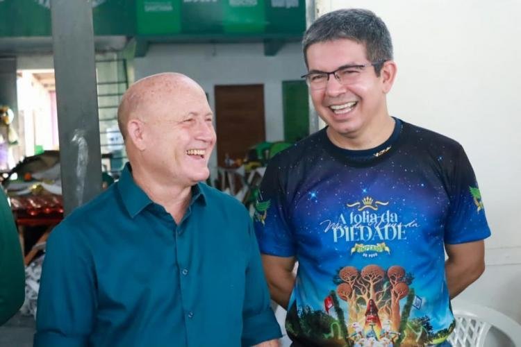 Randolfe anuncia R$1,2 milhão para o carnaval de Santana