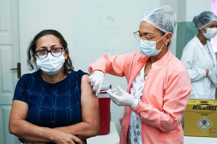 Vacinação contra Covid-19 continua nesta quinta-feira (21) para vários públicos de Macapá