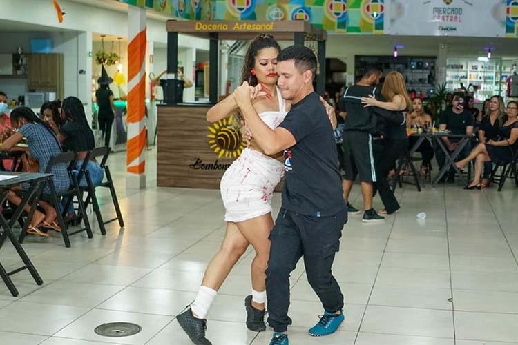 Halloween no Mercado Central leva diversão para famílias