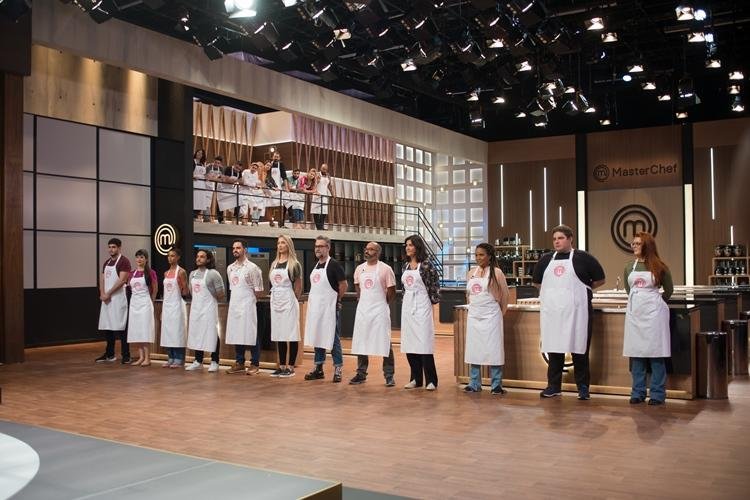 Cozinheiros terão de reproduzir prato de filme para escapar da segunda eliminação do “MasterChef Brasil”