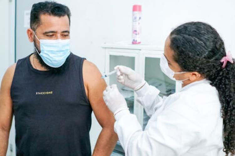 Cronograma de vacinação contra Covid-19 de Macapá atende aptos a 1ª, 2ª e 3ª dose em Macapá