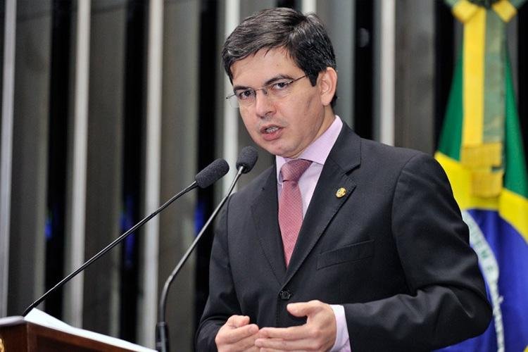 Transposição: Randolfe quer celeridade no retorno da inclusão de amapaenses no quadro Federal