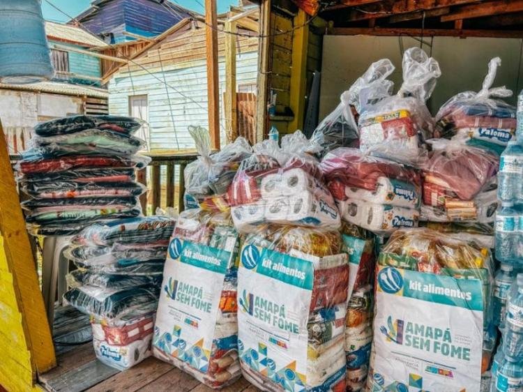 Governador Clécio Luís determina assistência integrada às famílias atingidas por incêndio na Zona Norte de Macapá