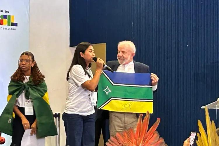 Estudantes do Amapá participam da etapa nacional da Conferência Infantojuvenil pelo Meio Ambiente e apresentam carta ao presidente Lula