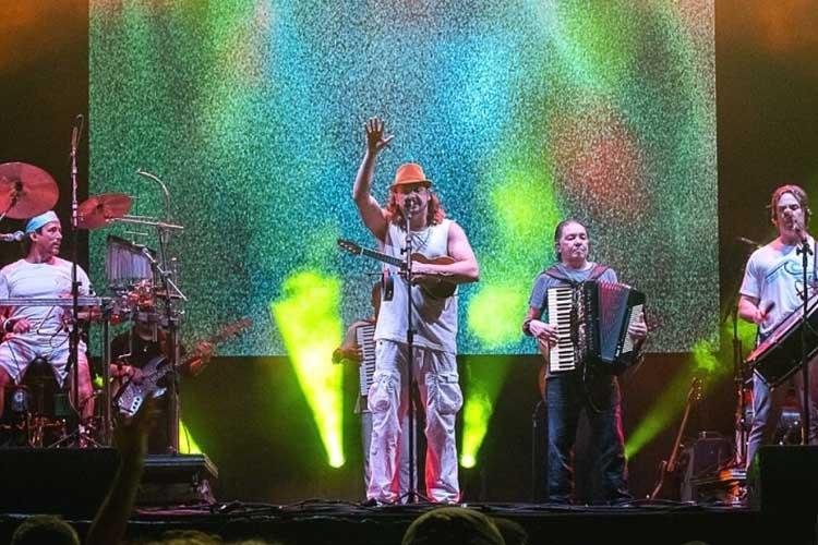 Falamansa encerra o Arraiá do Povo no Amapá com show emocionante