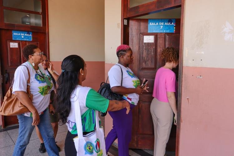 Professores guianenses participam de visitas técnicas guiadas e conhecem metodologia e cultura educacional do Amapá