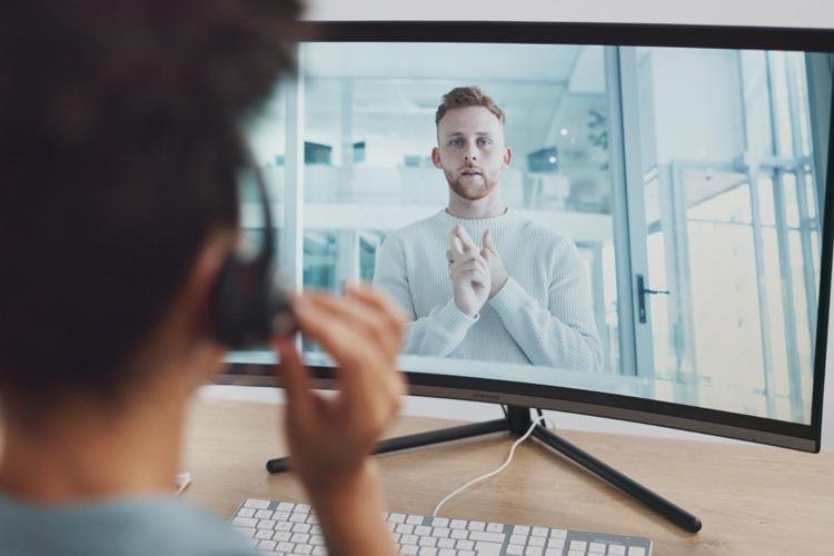 Com apoio de aplicativos e matches, empresas inovam nas estratégias de mentoring