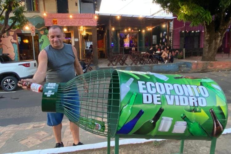Sebrae instala Ecopontos para coleta de vidro no Centro de Macapá