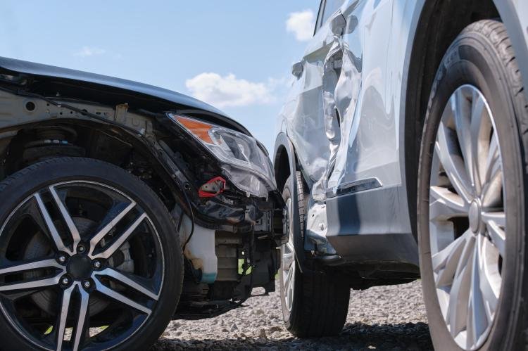 "Bateram no meu carro, e agora?": Confira dicas de como proceder em caso de acidentes