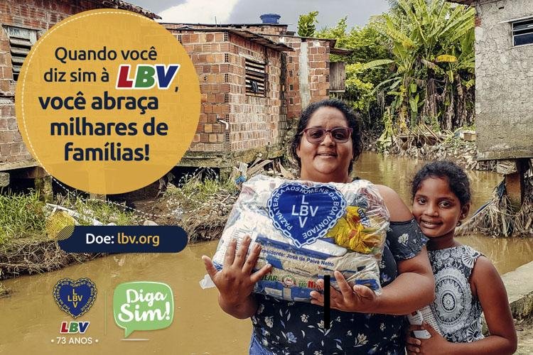 Com a ajuda da população, LBV faz entrega de cestas de alimentos a famílias de Macapá