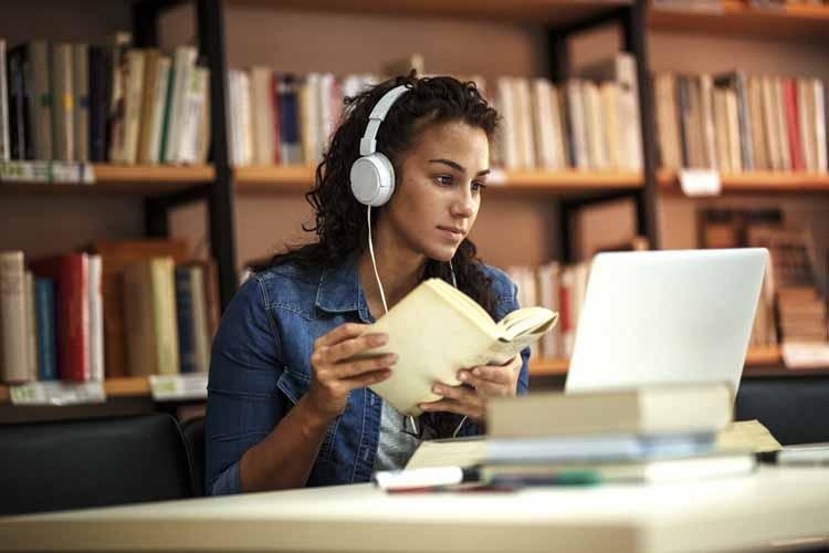 Mulheres negras são público-alvo de curso on-line gratuito de UX Design
