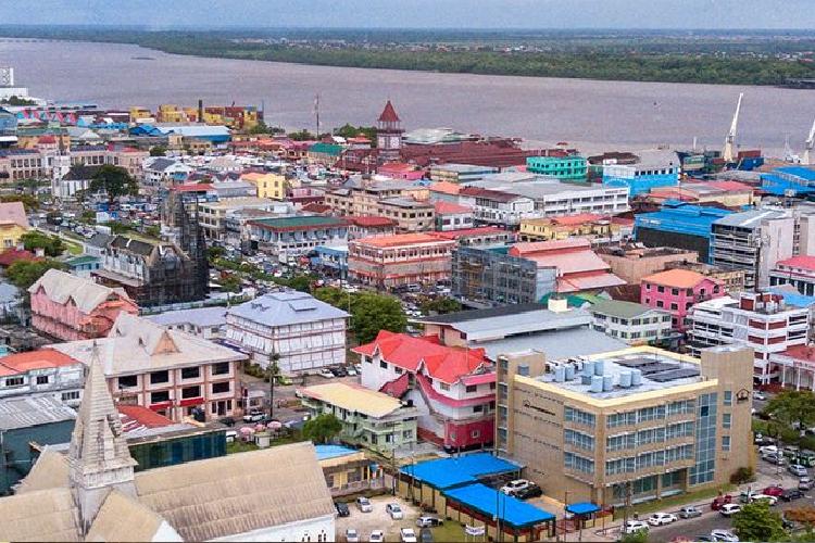 Guiana inicia projeto de R$ 5 bilhões para construir estrada de conexão com o Brasil