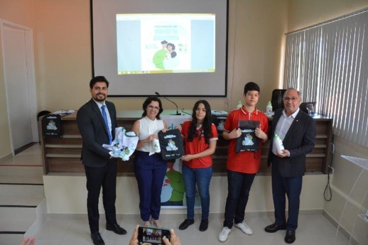Promotoria da Infância e Juventude lança projeto de prevenção da gravidez na adolescência