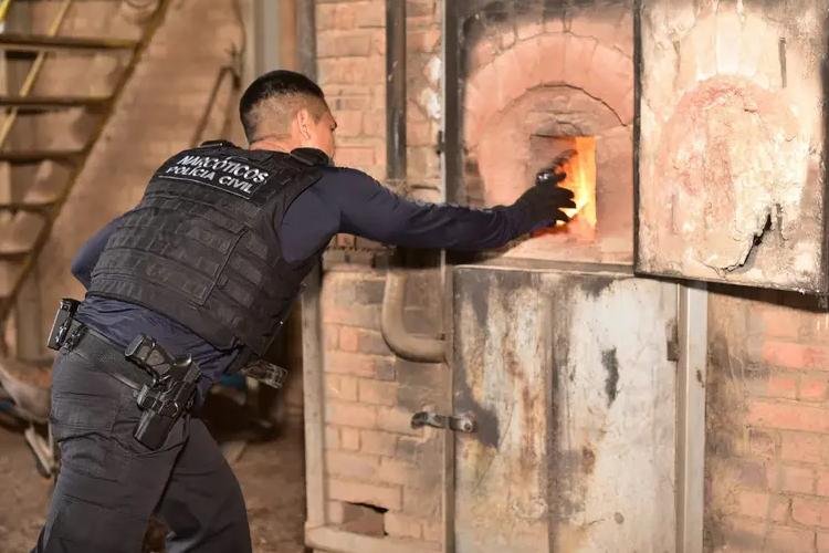 Governo do Amapá incinera cerca de uma tonelada de entorpecentes no Dia Nacional de Combate ao Tráfico de Drogas