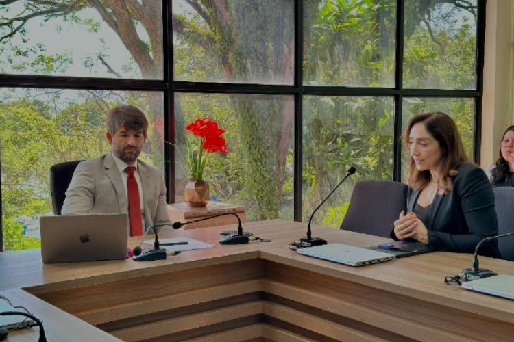 MP-AP analisa cartilha sobre regularização fundiária apresentada pelo TJAP