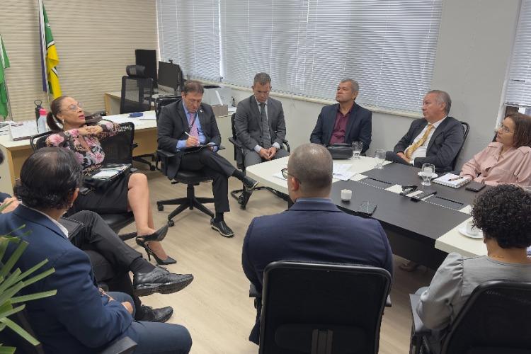 Corregedoria-Geral de Justiça do TJAP reúne juízes das áreas de Família e Infância e Juventude de Macapá para alinhamento e gestão de demanda