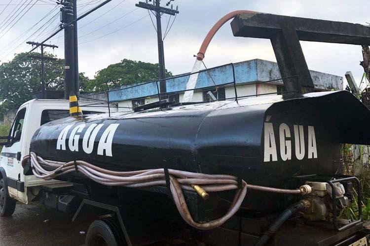 Estado fornece água e produtos químicos para desinfecção de unidades de saúde e locais públicos