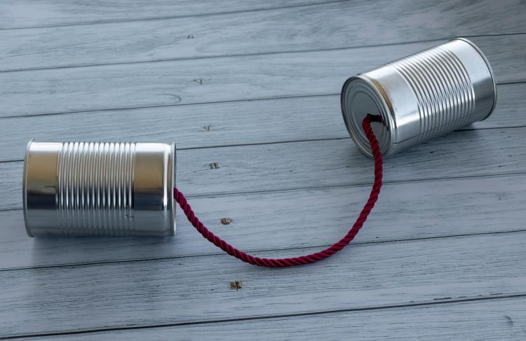 Celebre o Dia da Infância com brincadeiras lúdicas com latas de aço