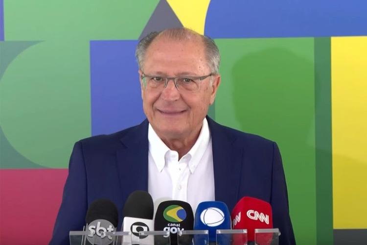 Alckmin diz que a nova ordem executiva dos EUA está na direção correta e destaca continuidade das negociações