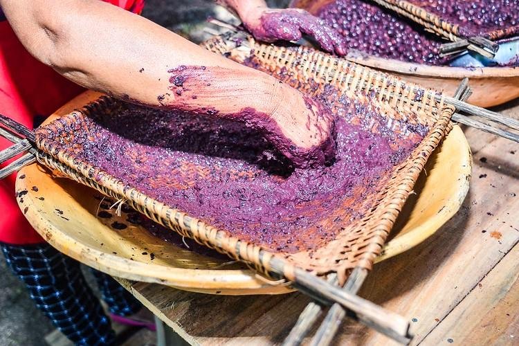 Turistas estrangeiros impulsionam vendas na Casa do Artesão em Macapá
