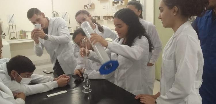 Pesquisa do CONFEA revela que no Brasil somente 19% dos profissionais de engenharia e agronomia são do sexo feminino