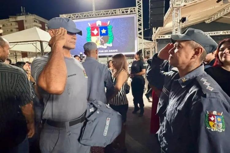 'Quero honrar quem vestiu essa farda antes de mim', diz aluno-soldado na 'Noite Cinza' da PM do Amapá