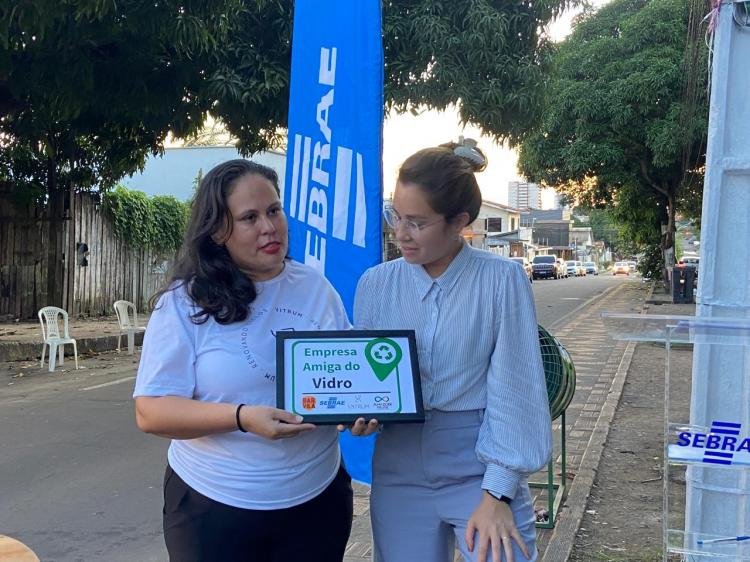 Sebrae instala Ecopontos para coleta de vidro no Centro de Macapá