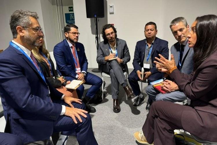 COP29: encontro do governador com secretária da Califórnia pode potencializar comunidade de startups no Amapá