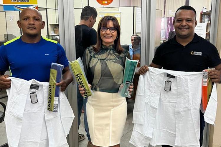 Juizado da Infância entrega materiais para projetos esportivos de Macapá