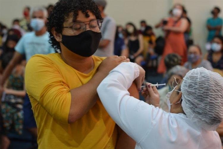 Dia D: em 2º vacinaço, Estado e prefeituras chegam a mais de 21 mil doses aplicadas contra covid-19 no Amapá