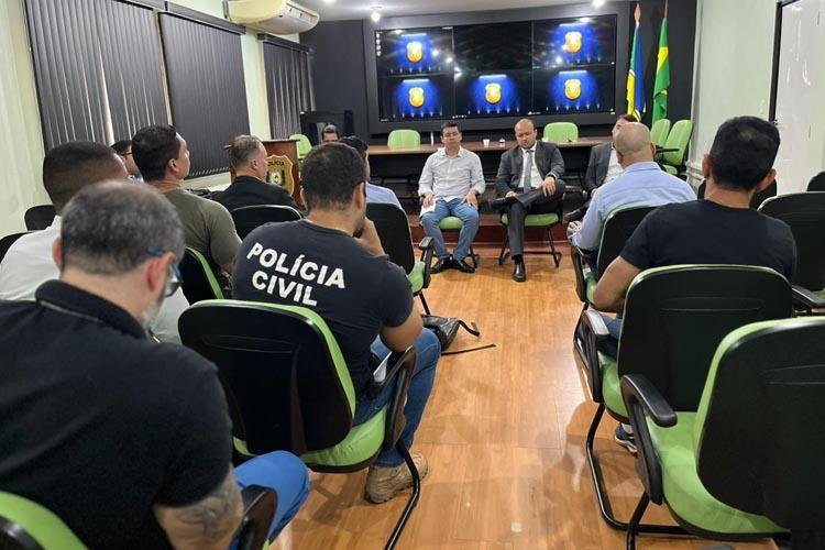 Drogas são apreendidas em residência no Universidade