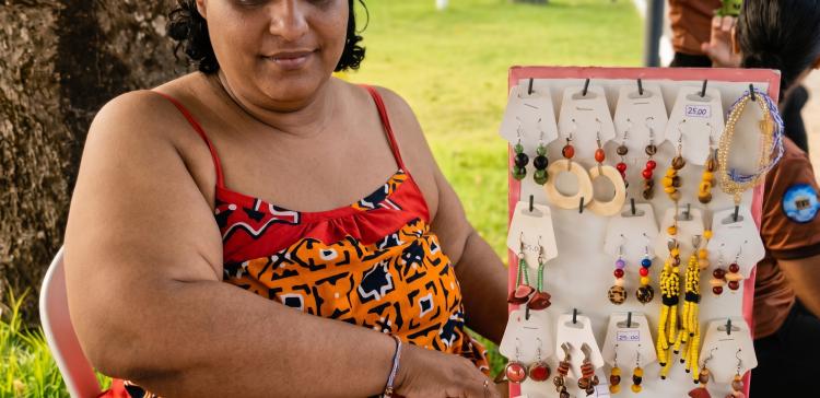 Festival Energia de Verão fortalece economia criativa com espaço dedicado a empreendedores locais