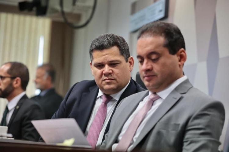 CCJ lê relatórios de indicação de Flavio Dino e Paulo Gonet; Alcolumbre confirma sabatina conjunta