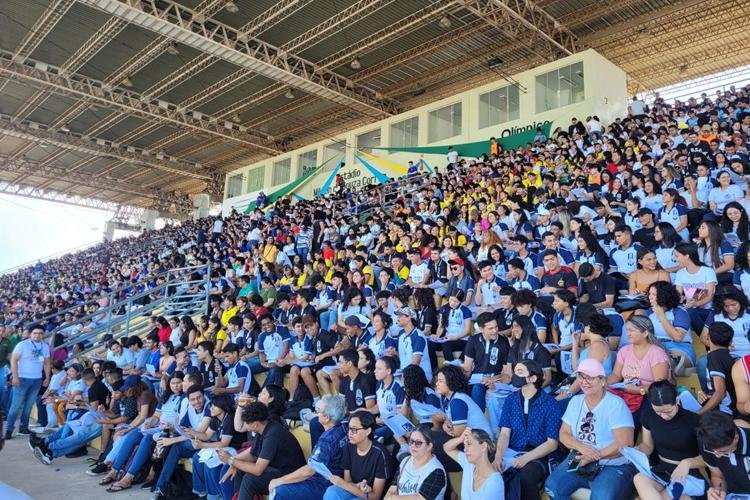 Segundo dia do "Aulão da Central do Enem" acontece nesta sexta (10)