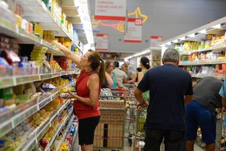 Comércio eletrônico veio para ficar, e só supermercados tendem a sobreviver