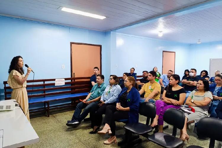 Hospital de Clínicas do Amapá apresenta fluxo de atendimento e prevenção de acidentes de trabalho com exposição à material biológico 