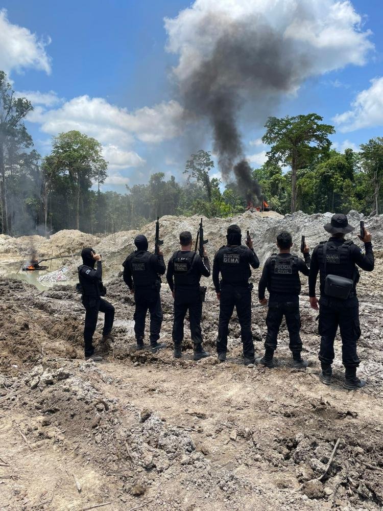 Polícia Civil combate crimes ambientais com desmonte de garimpo ilegal